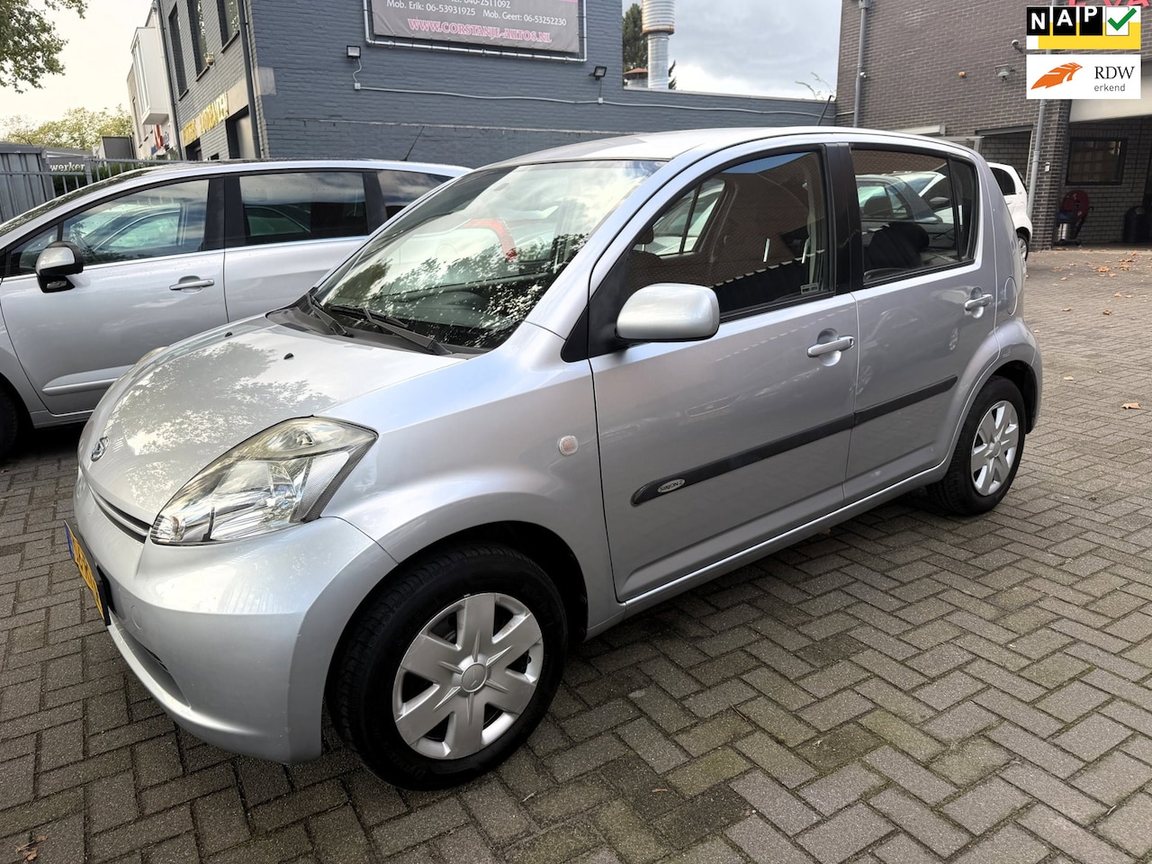 Daihatsu Sirion 2 - 1.0-12V Trend 1.0-12V Trend - AutoWereld.nl