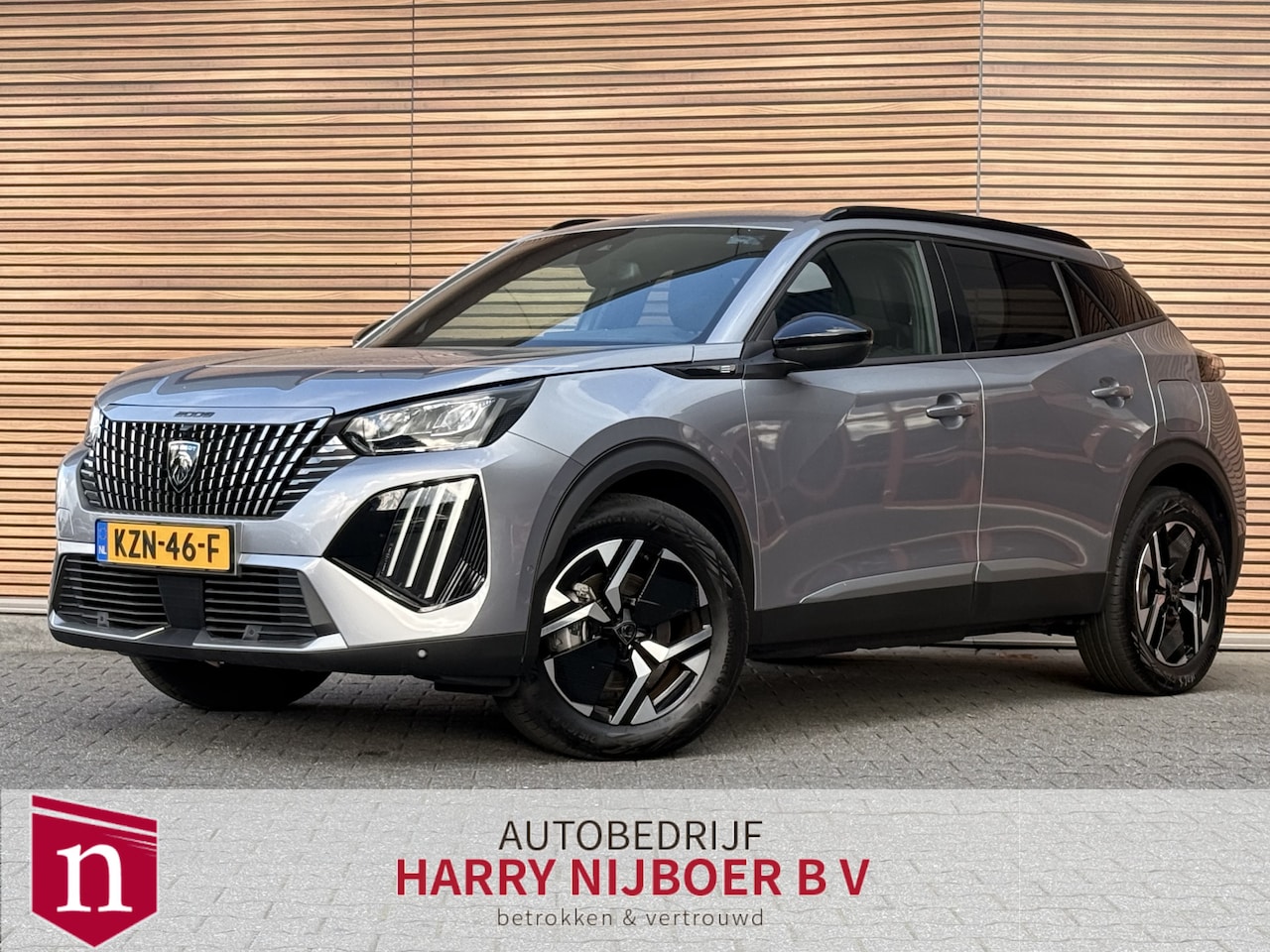 Peugeot e-2008 - EV Allure Pack 50 kWh 360* Camera / Navi / Clima / Carplay - AutoWereld.nl
