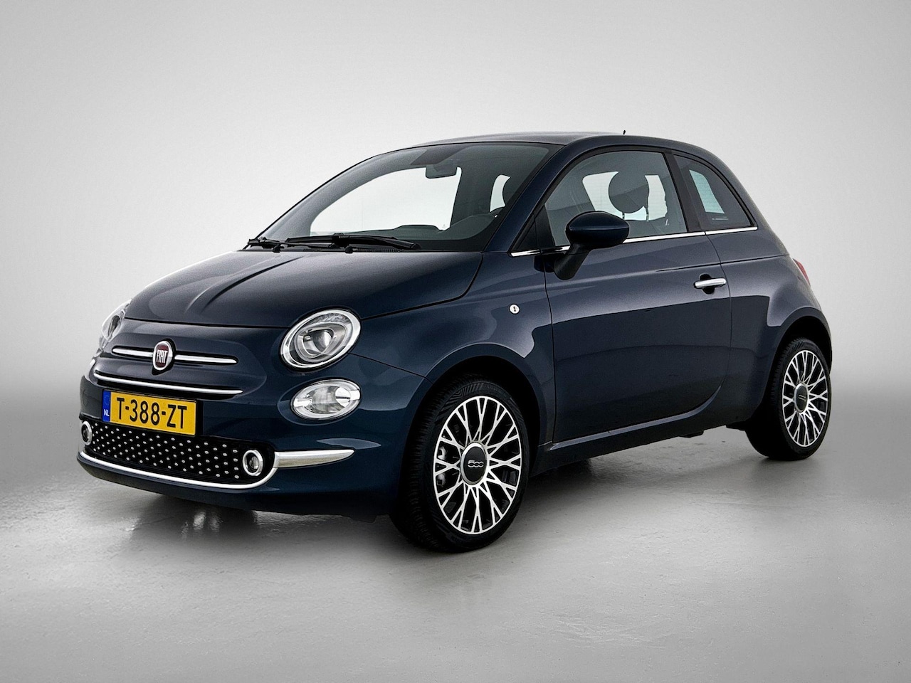 Fiat 500 - 1.0 Hybrid Dolcevita | Panoramadak | Parkeersensoren | Climate control - AutoWereld.nl