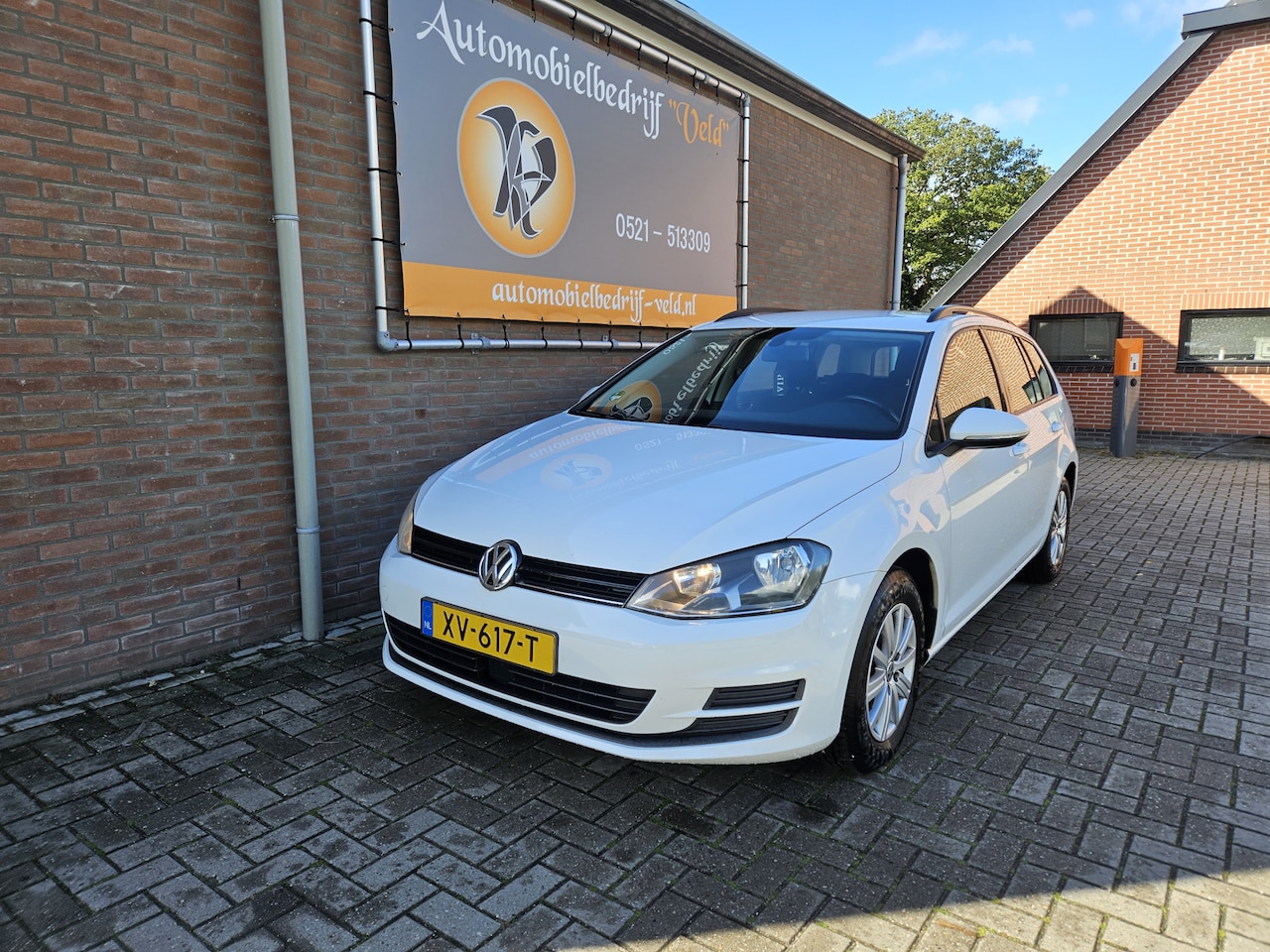 Volkswagen Golf - 1.6 TDI Highline 1.6 TDI Highline - AutoWereld.nl