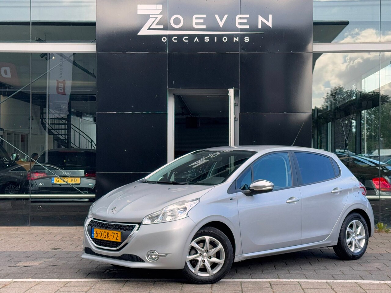 Peugeot 208 - 1.2 Vti Style 1.2 VTi Style - AutoWereld.nl