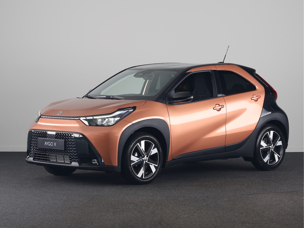 Toyota Aygo X - Hybrid 115 pulse | Easy Pack | - AutoWereld.nl