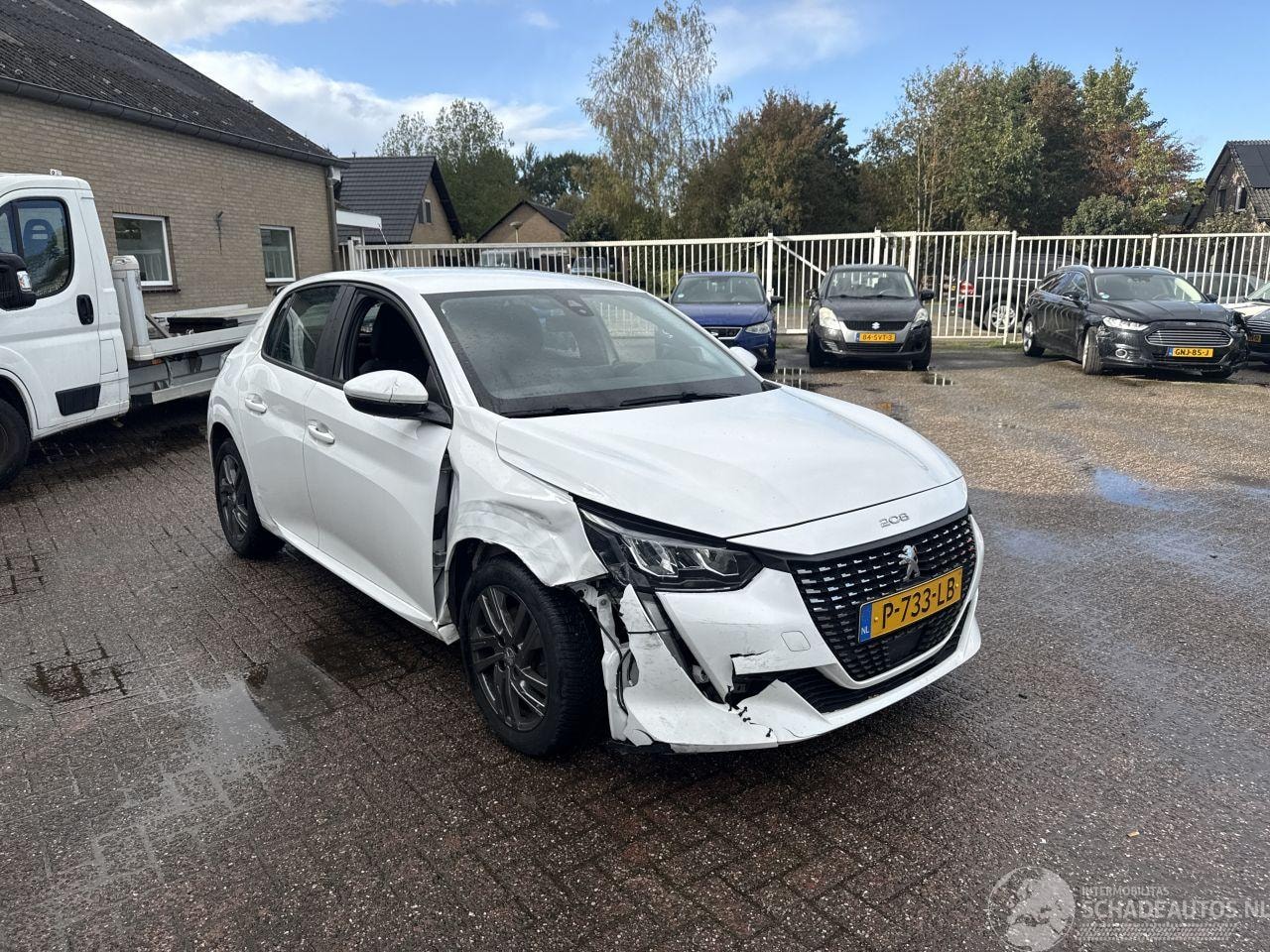 Peugeot 208 - 1.2 PT Allure Pack AUTOMAAT REST BPM €1400,-!!! - AutoWereld.nl