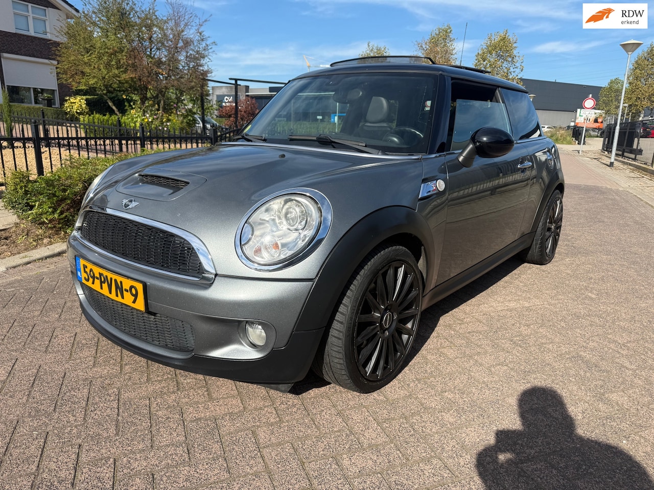 MINI 3-Deurs - 1.6 Cooper S **NETJES** PANO** - AutoWereld.nl