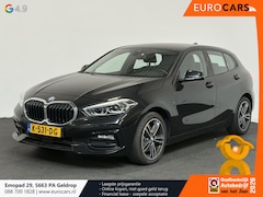 BMW 1-serie - 118i Executive Edition Navigatie Apple Carplay/Android Auto Adaptive Cruise Control Parkee