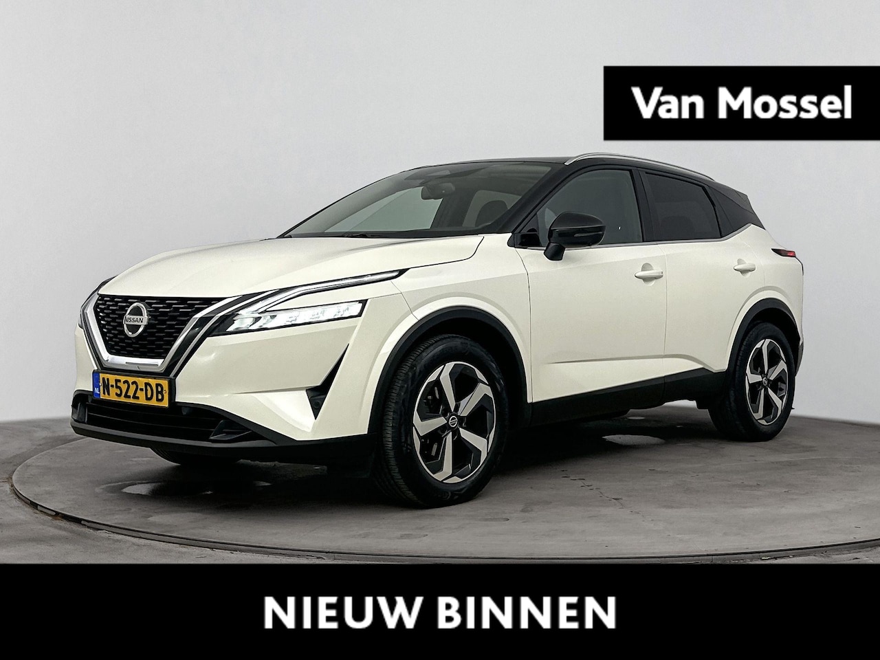 Nissan Qashqai - 1.3 MHEV Xtronic Premiere Edition | Navi | 360 Camera | Parkeersensoren | Panorama dak - AutoWereld.nl