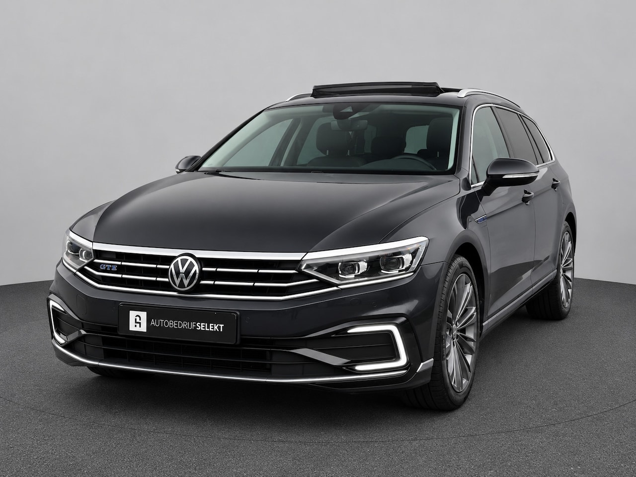 Volkswagen Passat Variant - 1.4 TSI PHEV GTE | Pano | Trekhaak | Matrix | Massage | Camera | Travel Assist | Elektr. a - AutoWereld.nl
