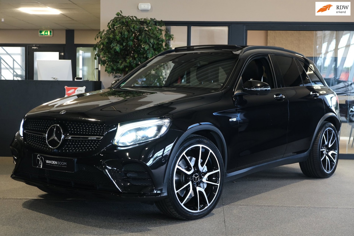 Mercedes-Benz GLC-klasse - AMG 43 4MATIC Night Pano Trek 360Cam Led Leder Pdc Cruise - AutoWereld.nl