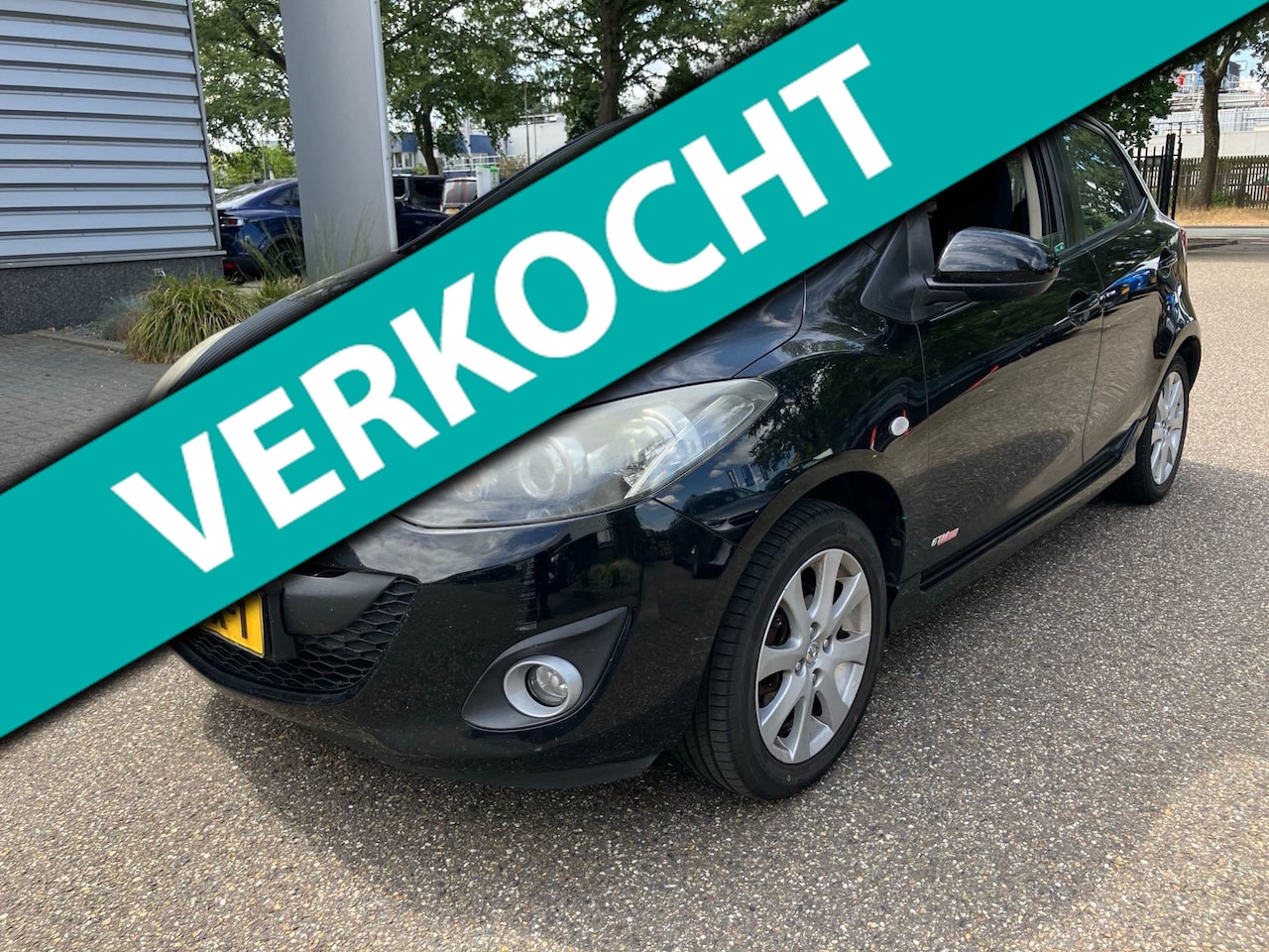 Mazda 2 - 1.3 BIFUEL GT-M Line airco LM 4-deurs - AutoWereld.nl