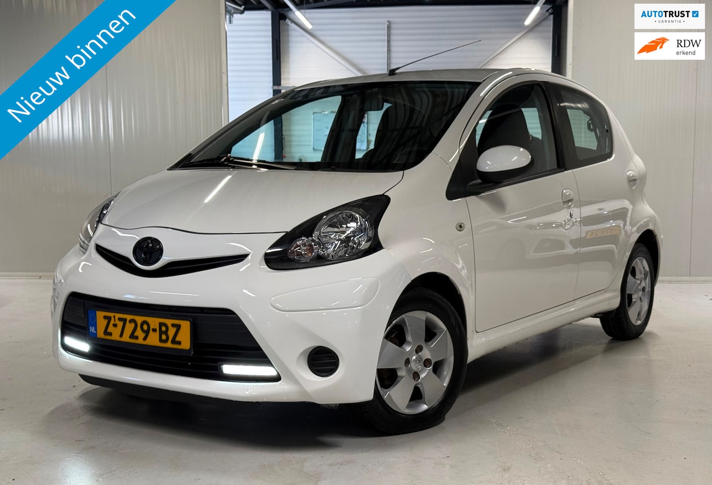 Toyota Aygo - 1.0 VVT-i Access 2013| Airco| Led|LM velgen!! - AutoWereld.nl