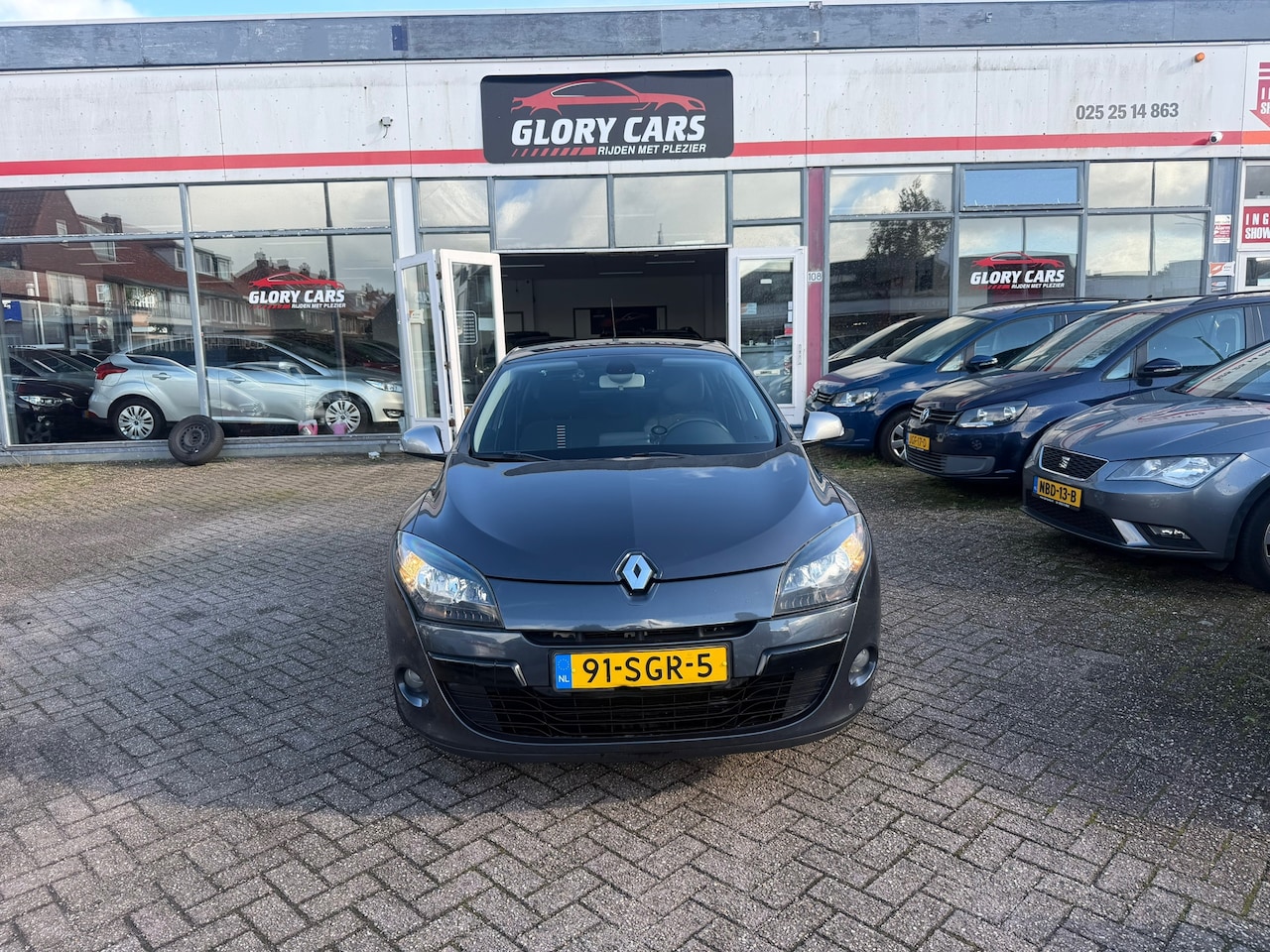 Renault Mégane - 1.6 Parisienne E85 1.6 Parisienne E85 - AutoWereld.nl
