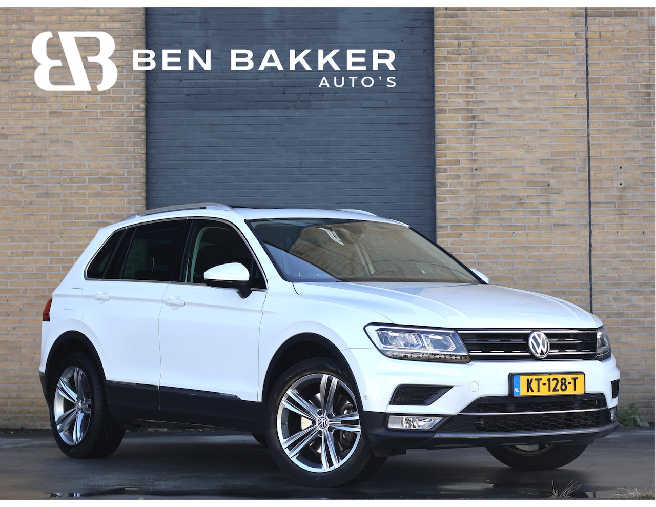 Volkswagen Tiguan - 2.0 TSI 4Motion Highline DSG | Pano | ErgoActive | HUD | Haak 2.500kg | Org. NL | - AutoWereld.nl
