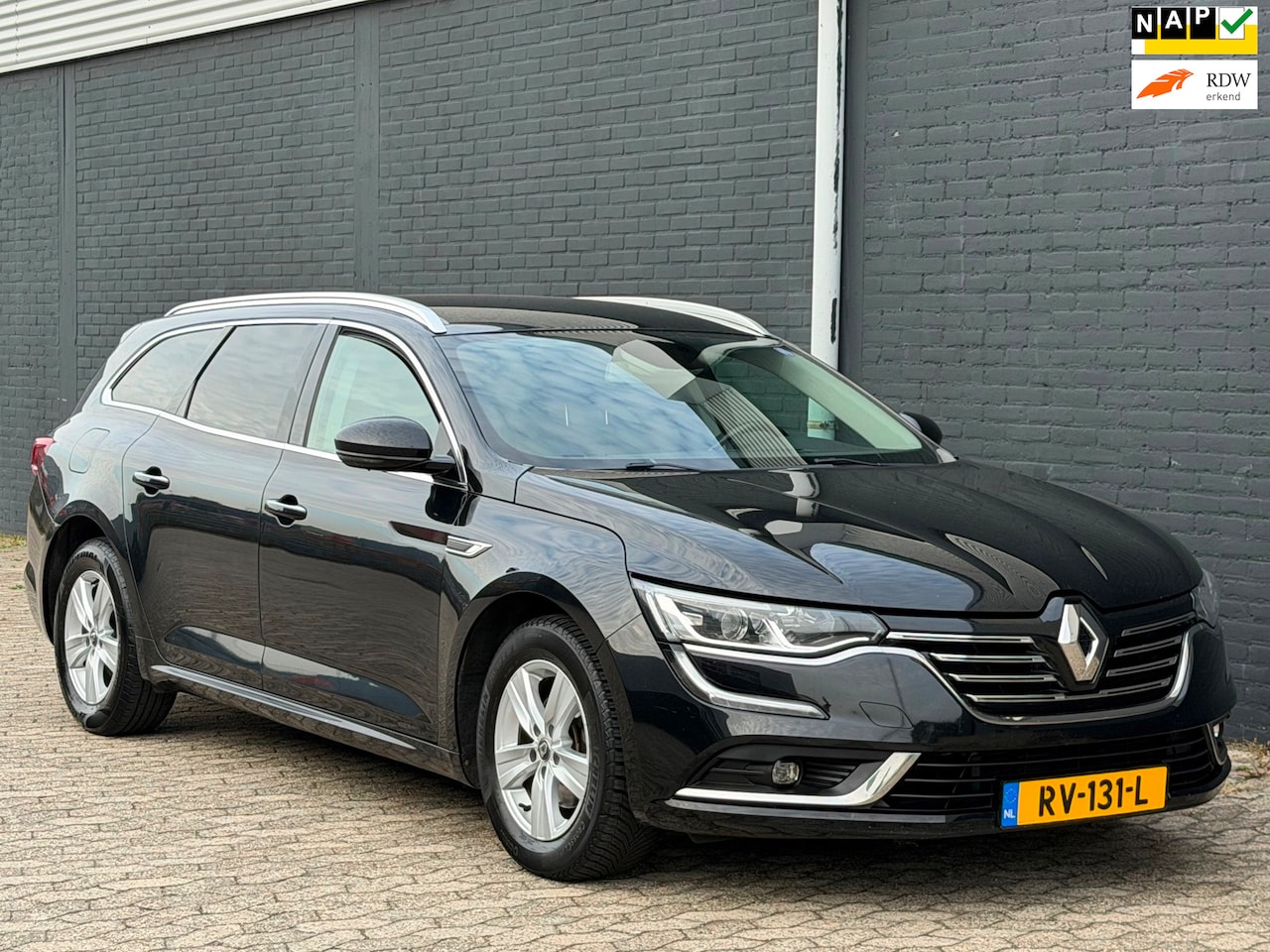 Renault Talisman Estate - 1.6 TCe Zen NAVI CLIMA CRUISE PDC AUTOMAAT - AutoWereld.nl