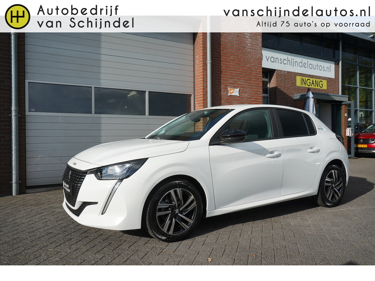 Peugeot 208 - 1.2 PURETECH STYLE LUXE DECEMBER 2023 FULL LED KOPLAMPEN ANDROID-APPLECARPLAY(NAVI) 16INCH - AutoWereld.nl