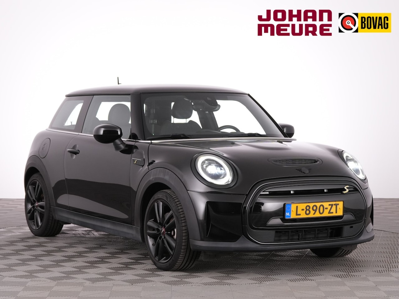 MINI 3-Deurs - Mini MINI Yours 33 kWh | CARPLAY | Half LEDER | Full LED - AutoWereld.nl