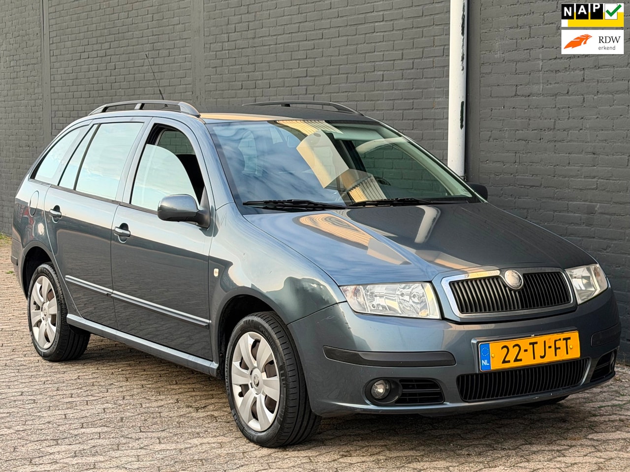 Skoda Fabia Combi - 1.4-16V Spirit+ AIRCO CRUISE APK NAP - AutoWereld.nl