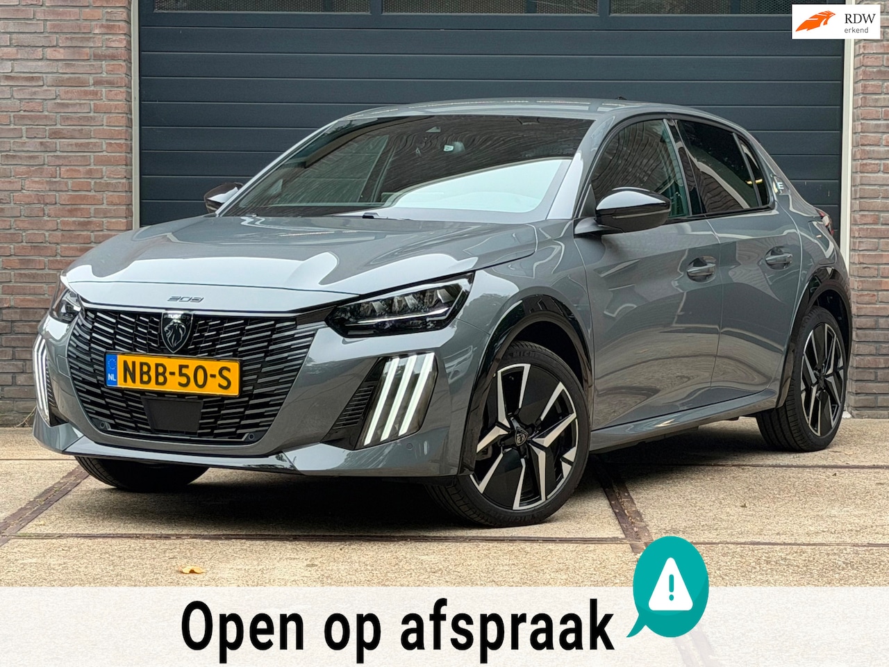 Peugeot e-208 - EV GT 51 kWh 156PK | ACC | Parkeercamera - AutoWereld.nl