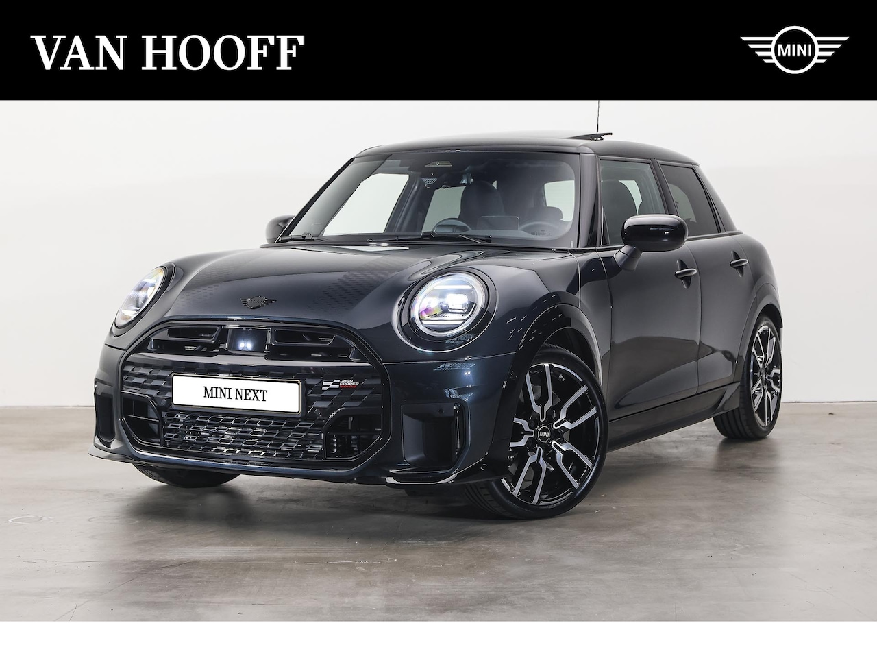 MINI 5-Deurs - Hatchback Cooper C Automaat / John Cooper Works / Pakket M / John Cooper Works / Pakket M - AutoWereld.nl