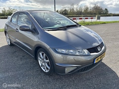 Honda Civic - 1.8 Executive