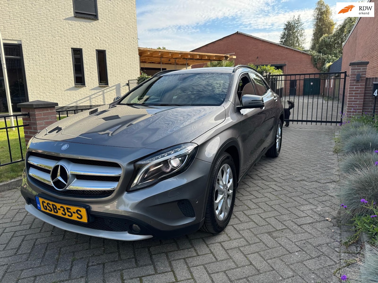 Mercedes-Benz GLA-Klasse - 200 Ambition Xenon Navi Cruise Pdc - AutoWereld.nl