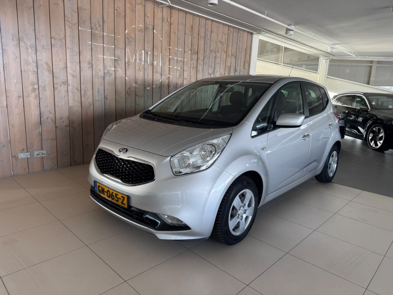 Kia Venga - 1.4 CVVT DynamicLine 1.4 CVVT DynamicLine - AutoWereld.nl