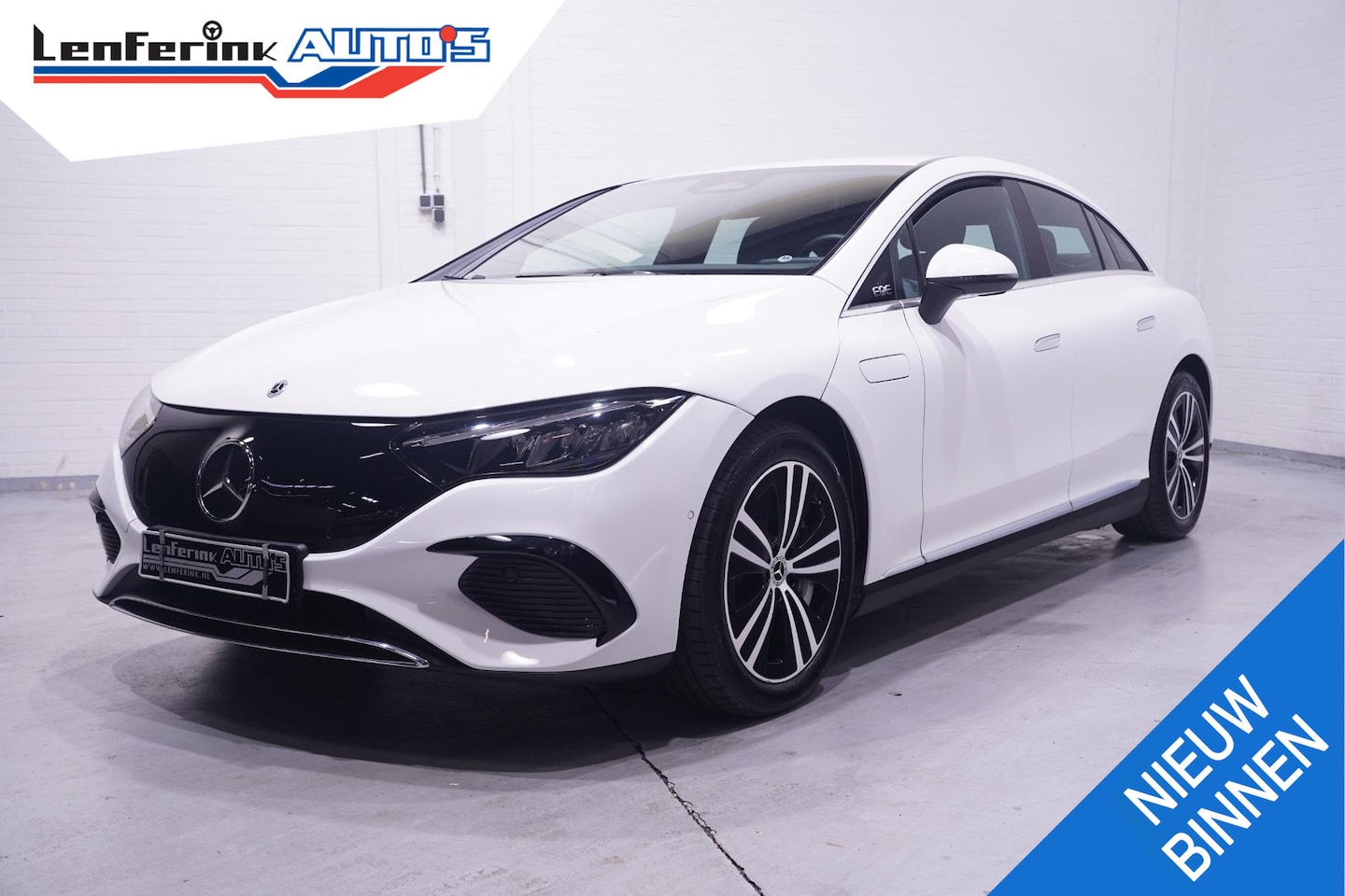 Mercedes-Benz EQE - 300 Apple Carplay DAB 2-Zone Clima LED elek. Stoelen met Memory Stoelverwarming voor Achte - AutoWereld.nl