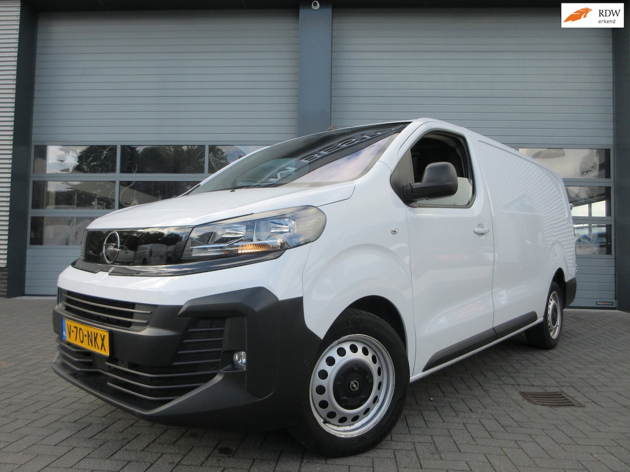 Opel Vivaro - 2.0, 177pk, L3, Euro6, Airco, Navigatie, Stuurverwarming, PDC. 3-Zits. - AutoWereld.nl