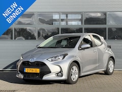 Toyota Yaris - 1.5 HYBRID 115 ACTIVE I AUTOMAAT I APPLE CARPLAY I P-CAMERA I ADAPTIVE CRUISE CONTROL