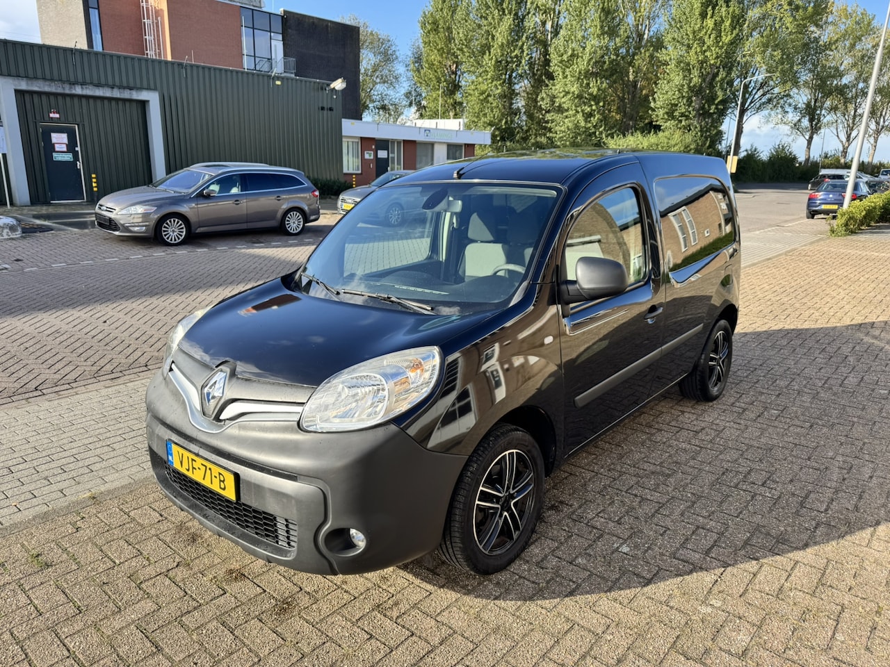 Renault Kangoo - 1.5 dCi 90 Energy Luxe*Navi*Airco*Camera* - AutoWereld.nl