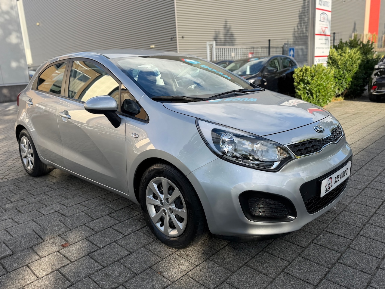Kia Rio - 1.2 CVVT ComfortLine|Airco|Stuurbekrach|APK 2027 - AutoWereld.nl
