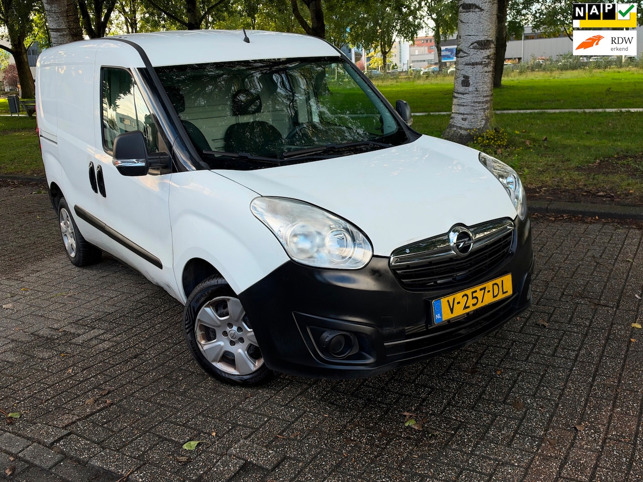 Opel Combo - 1.3 CDTi L1H1 ecoFLEX Edition 2017 MARGE - AutoWereld.nl
