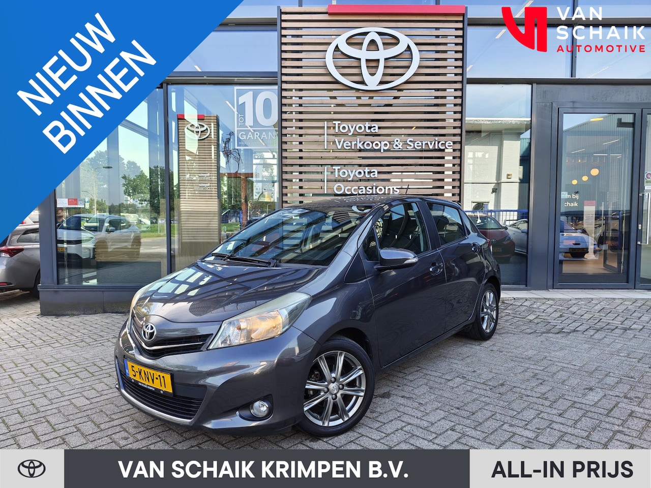 Toyota Yaris - 1.3 VVT-i Dynamic | Automaat | Achteruitcamera + parkeersensoren | Keyless Entry - AutoWereld.nl