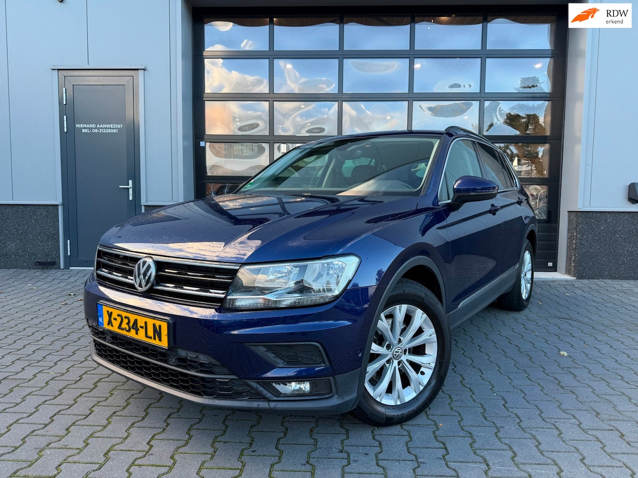 Volkswagen Tiguan - 1.5 TSI ACT Business automaat Vol optie's trekhaak - AutoWereld.nl