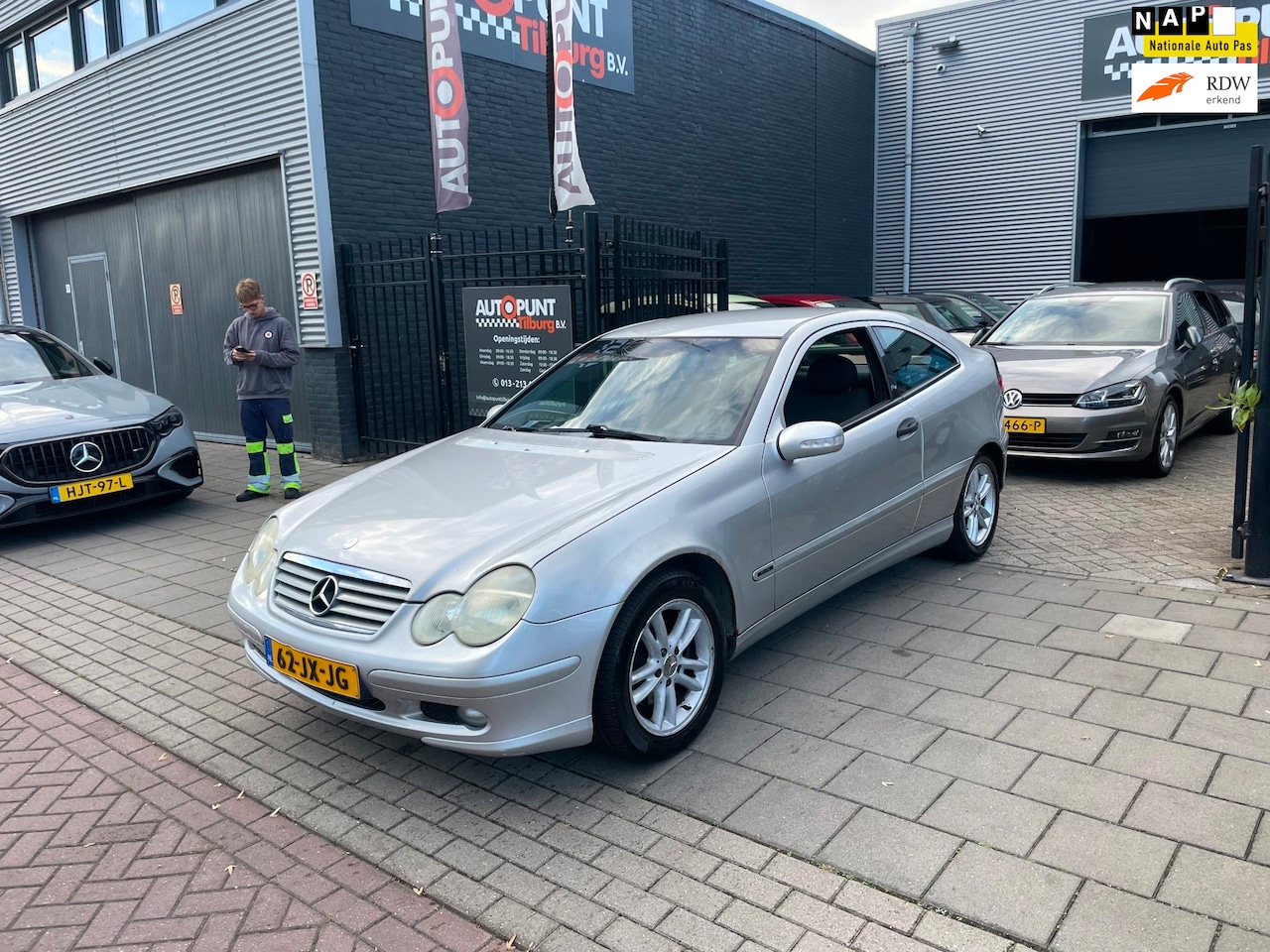 Mercedes-Benz C-klasse Sportcoupé - 180 K. Trekhaak Airco NAP APK - AutoWereld.nl