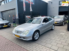 Mercedes-Benz C-klasse Sportcoupé - 180 K. Trekhaak Airco NAP APK