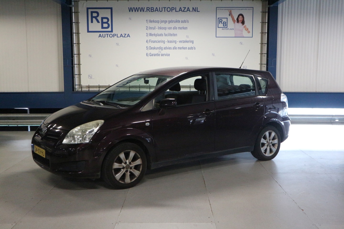 Toyota Verso - 1.6 VVT-i Terra TREKHAAK/ DEALER ONDERHOUDEN/ TOPPER - AutoWereld.nl