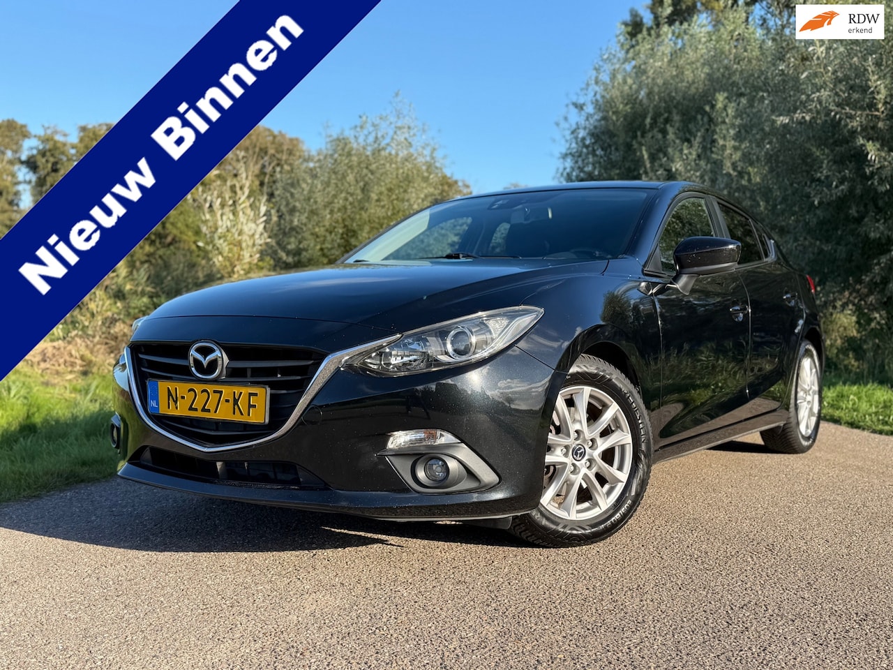 Mazda 3 - 2.0 TS / Navigatie / Climate Control / Camera / Stoelverwarming / Cruise Control - AutoWereld.nl