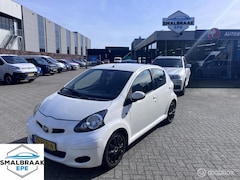 Toyota Aygo - 1.0-12V Dynamic Navigator