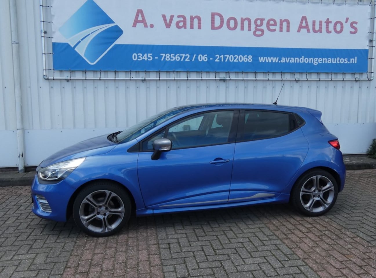 Renault Clio - 1.2 GT 120PK Automaat,DealerOH,Pano,,Navi,1e Eignr - AutoWereld.nl