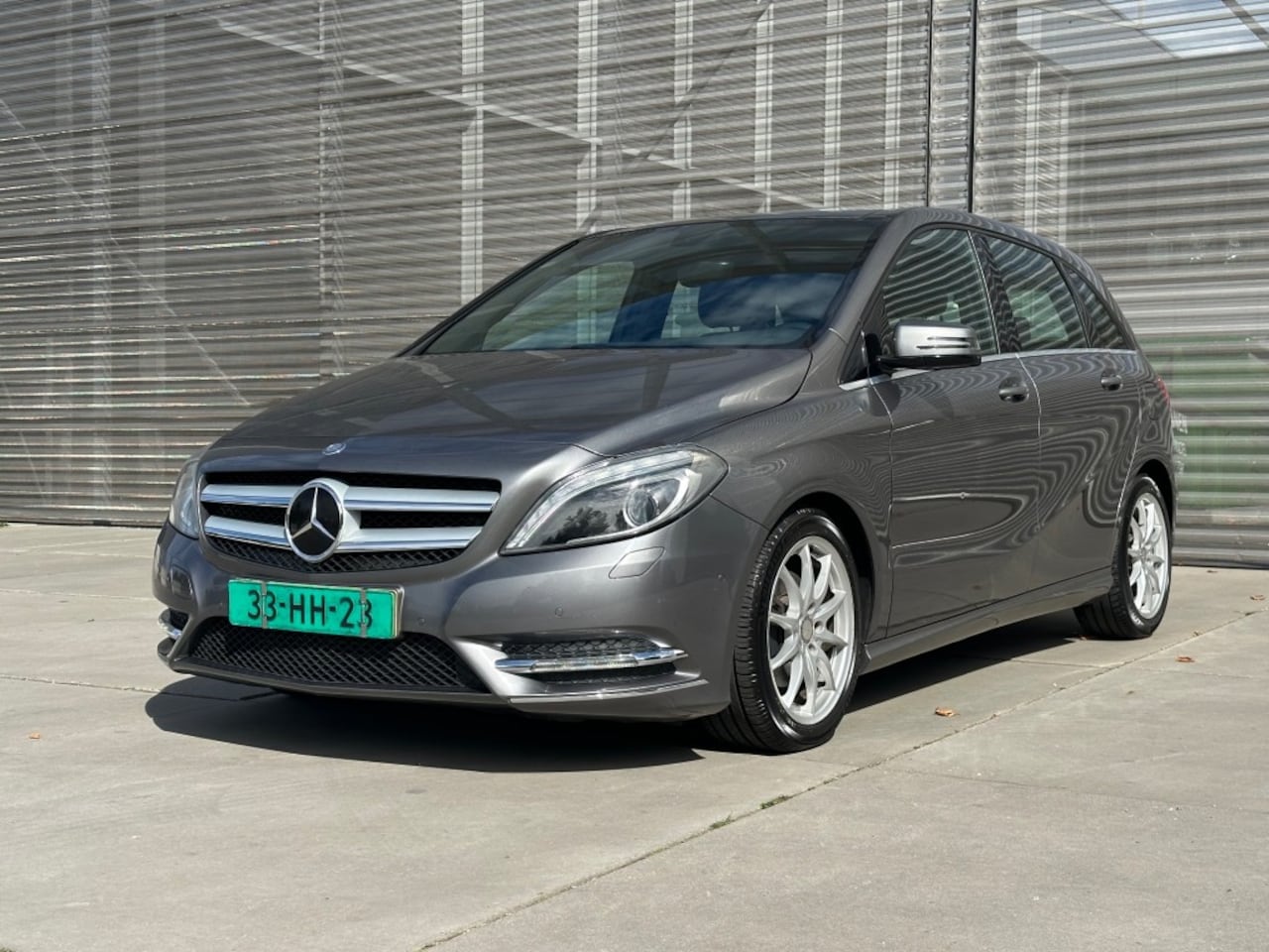 Mercedes-Benz B-klasse - 180 AMBITION FULL OPTION APK 30-9-2027 !! - AutoWereld.nl