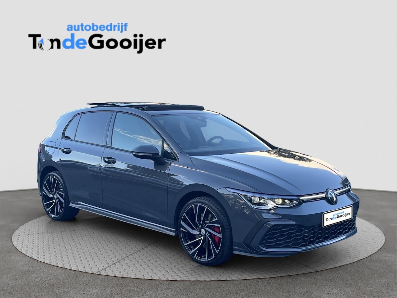 Volkswagen Golf - 1.4 eHybrid GTE | NAV. | PANORAMADAK | EL. TREKHAAK | STOELVERW. | - AutoWereld.nl