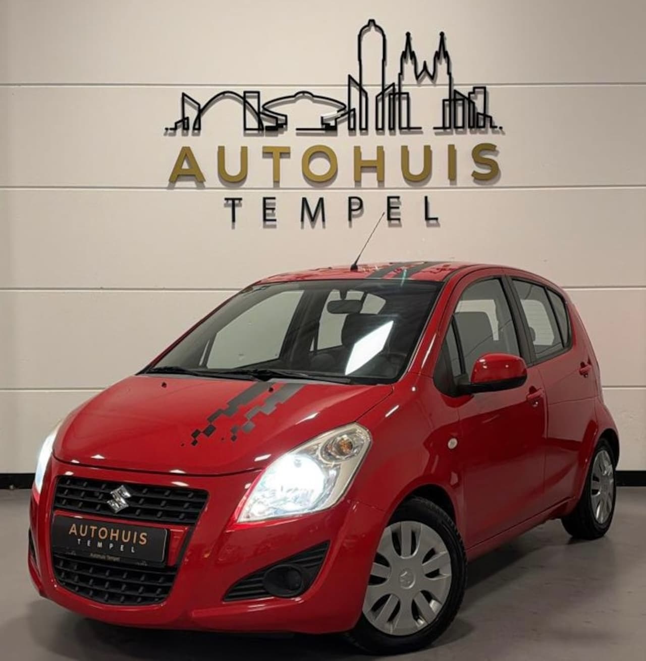 Suzuki Splash - 1.2 Comfort Automaat Airco Parkeersensoren Trekhaak Toerenteller - AutoWereld.nl