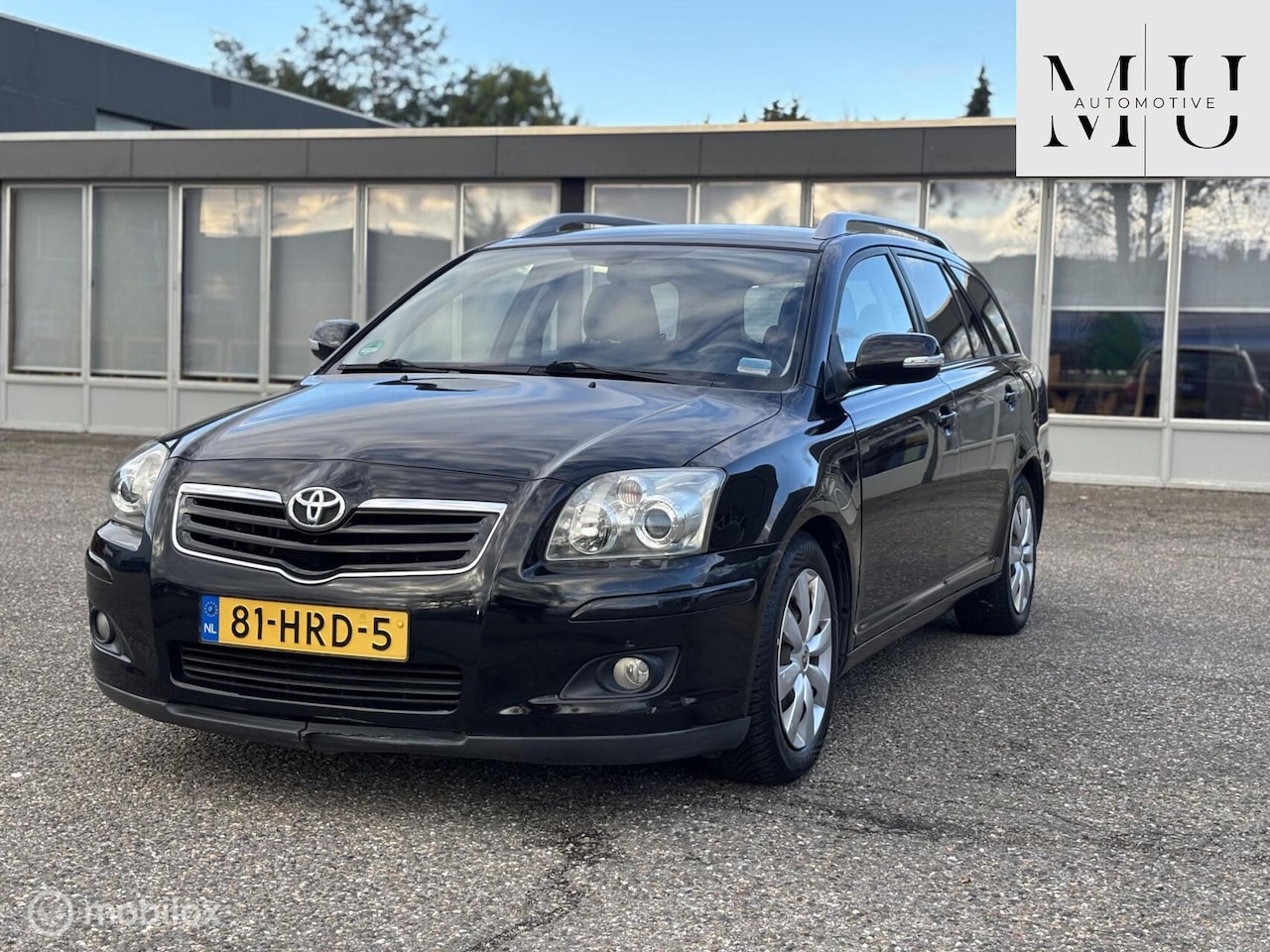 Toyota Avensis Wagon - 1.8 VVTi Business Pro 1.8 VVTi Business Pro - AutoWereld.nl