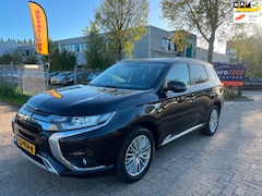 Mitsubishi Outlander - 2.4 PHEV Pure+ - 1E EIGENAAR - LUXE