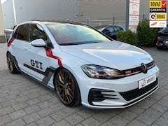 Volkswagen Golf - 2.0 TSI GTI Performance|Pano|Achteruitrij cam| Cruise contr