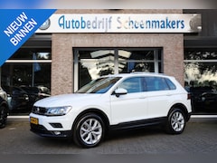 Volkswagen Tiguan - 2.0 TSI 4Motion Highline Business R CAMERA STUUR+STOELVERWARMING CARPLAY TREKHAAK-ELEC. AC