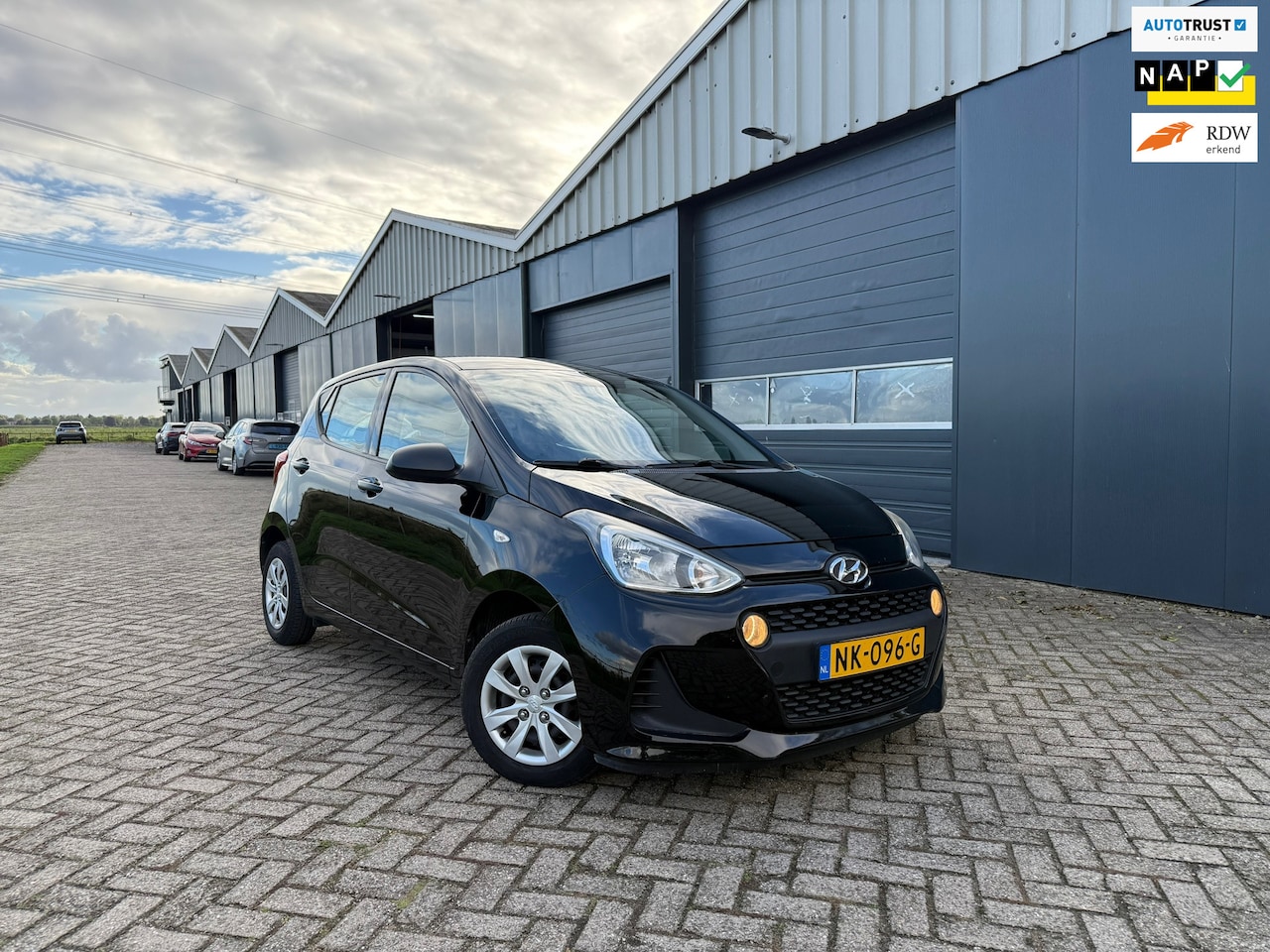 Hyundai i10 - 1.0i i-Motion Airco/Nieuwe APK - AutoWereld.nl
