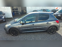 Peugeot 207 - 1.6 VTi Sportium zeer netjes