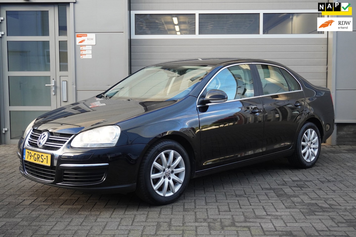 Volkswagen Jetta - 1.4 TSI Comfortline Business | Motorkoprev. + distr. ketting + APK - AutoWereld.nl