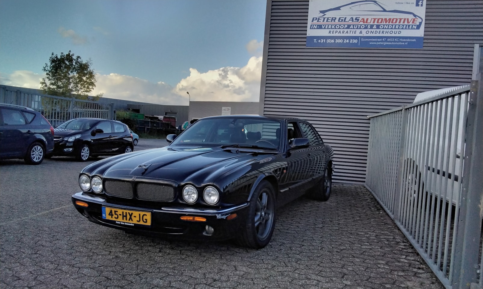 Jaguar XJR - 4.0 V8 - AutoWereld.nl